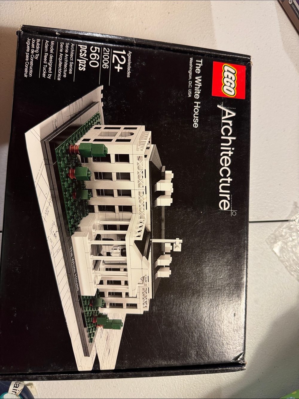 Lego Architecture White House Model in White and Green